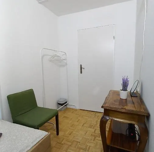 Ivory House * Varsavia