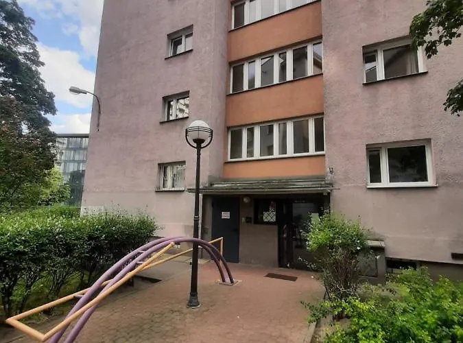 Ivory House Apartment